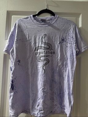 Comfort Colors Light Purple Snake Graphic Tee